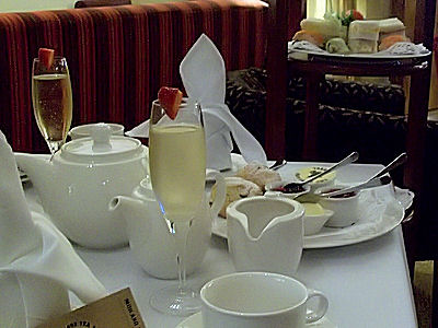 The Octagon Lounge Bar at The Midland